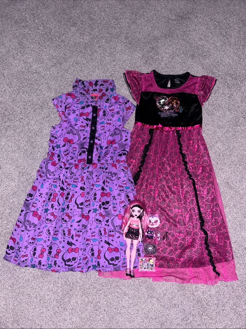 Monster High Girls’ (7/8) Clothes & Doll